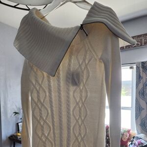 Gby guess White sweatshirt